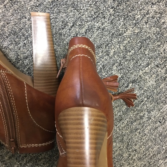 MIA Booties Brown Lace Up Size 6.5 - Picture 7 of 8